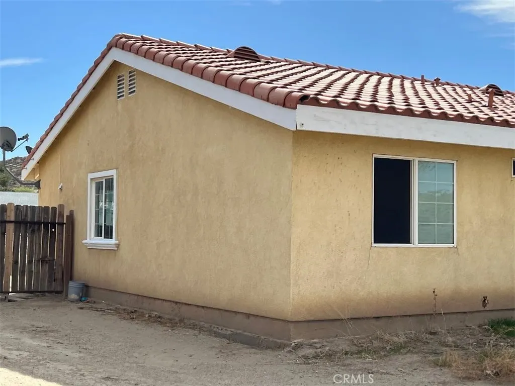 39727 171st Street East, Lake Los Angeles, Ca 93591 - Photo 2 of 18, Lake Los Angeles, CA
