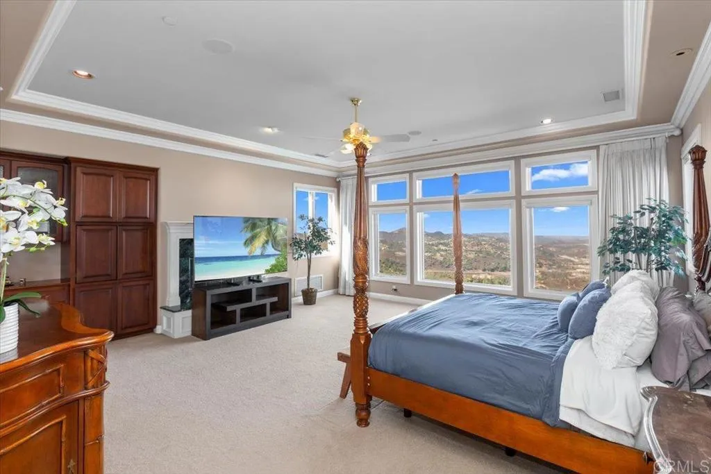 https://cdn.realtyfeed.com/cdn/127/306399942/73756864d0326d1a36276e59d44c2b1b.webp
