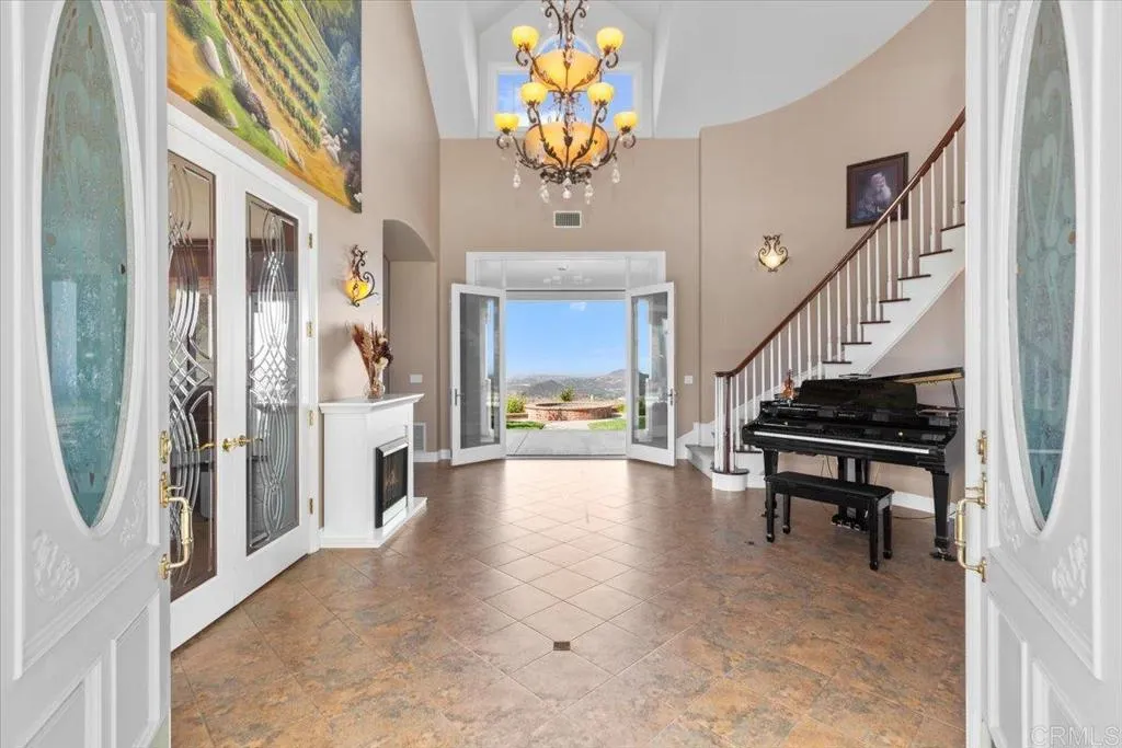 https://cdn.realtyfeed.com/cdn/127/306399942/d3e41366634b8c9cfbec07434898660e.webp