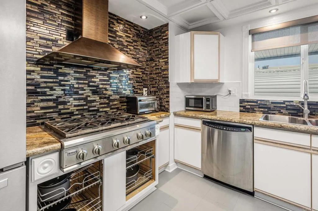 https://cdn.realtyfeed.com/cdn/127/306400180/6d0e29fa68b6c027c2af18135821d636.webp