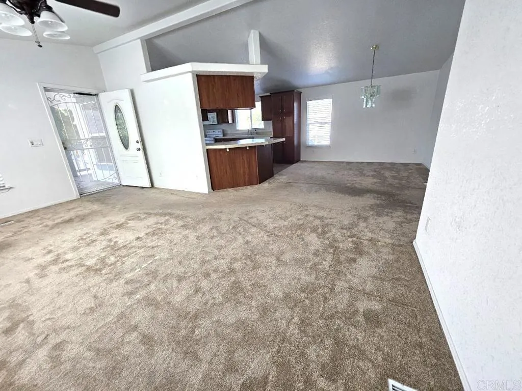 https://cdn.realtyfeed.com/cdn/127/306400416/1af896072749f194bbec462849bb2859.webp