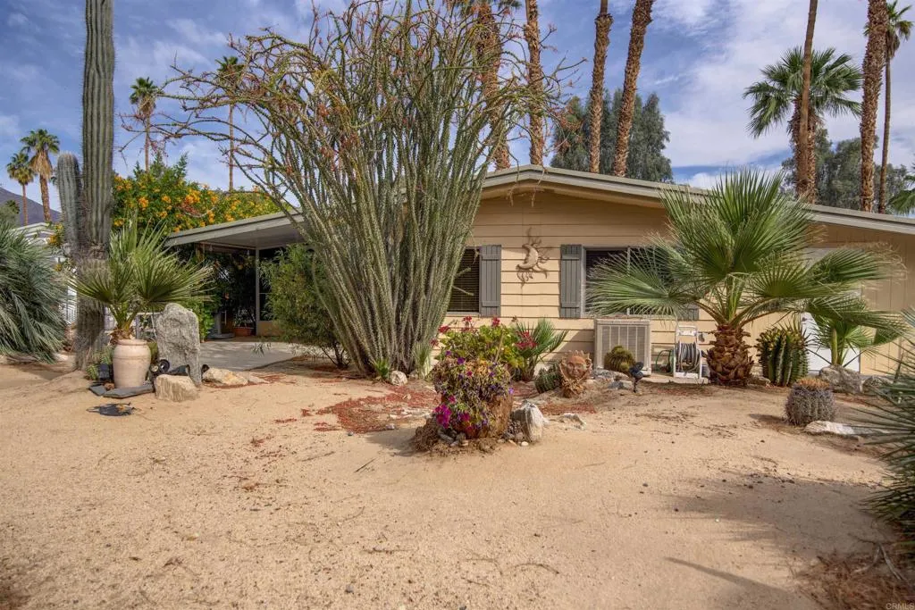 https://cdn.realtyfeed.com/cdn/127/306400923/7264d97dae860978ba204268728ed4e4.webp