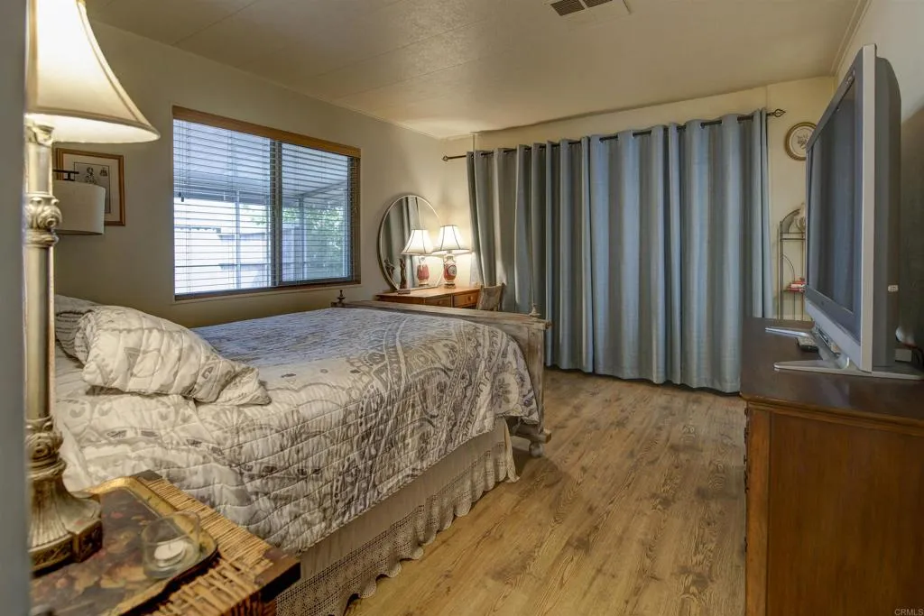 https://cdn.realtyfeed.com/cdn/127/306400923/c9839881e6f7ea90c16fa787d40895c4.webp