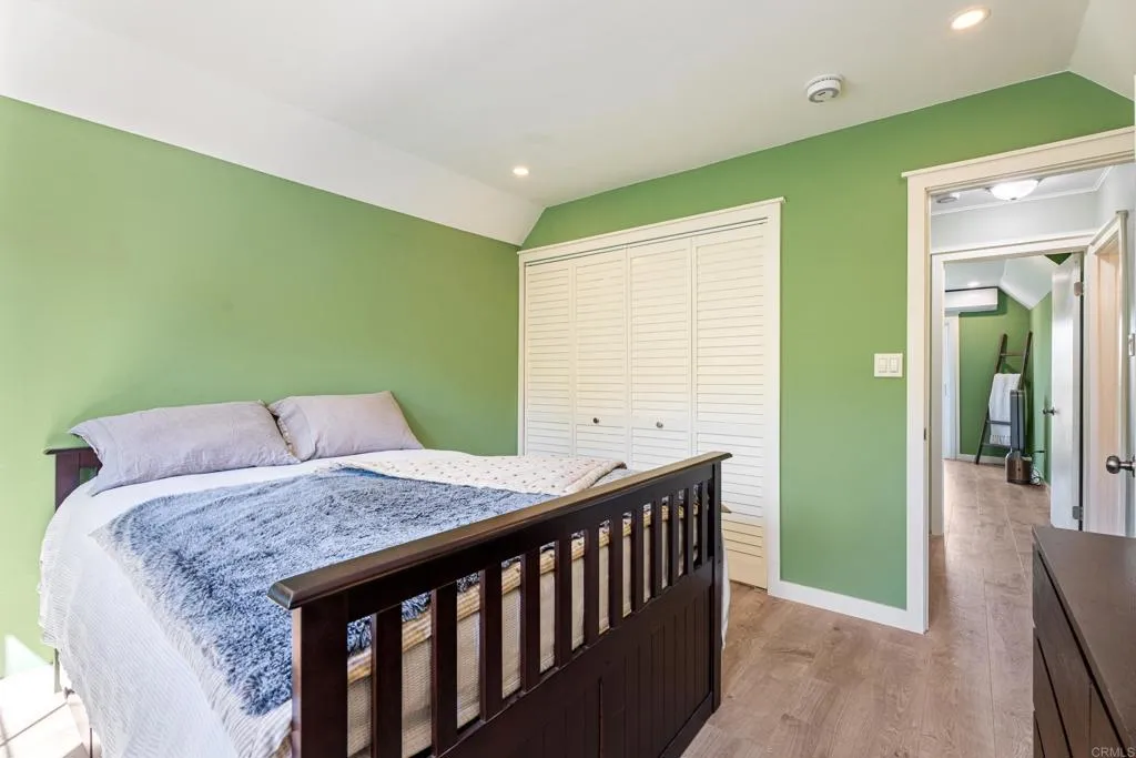 https://cdn.realtyfeed.com/cdn/127/306401023/33f74981504eae4e78b5794519ec9832.webp