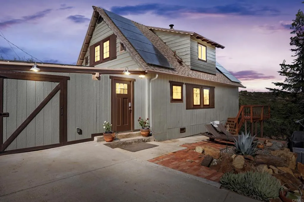 https://cdn.realtyfeed.com/cdn/127/306401023/76debfaed08425a1d72d1097de5ea9bb.webp
