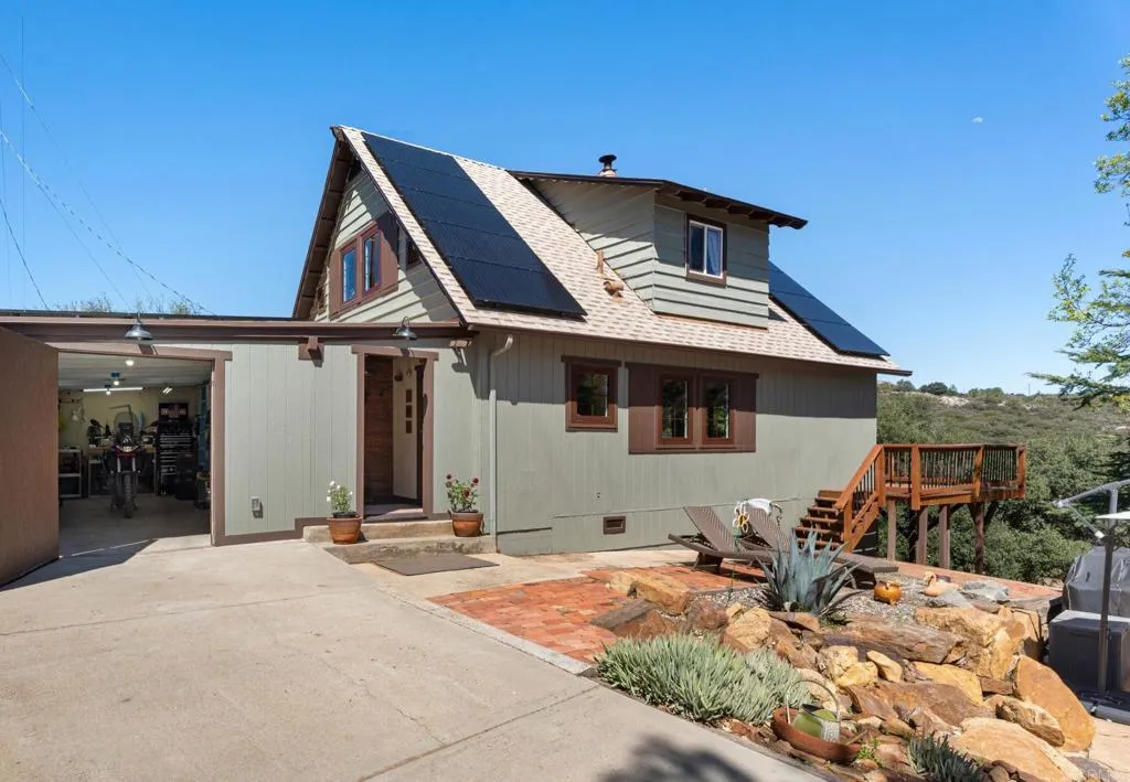https://cdn.realtyfeed.com/cdn/127/306401023/a0dfc534a3ef6116cc3b72cd3a713e60.webp