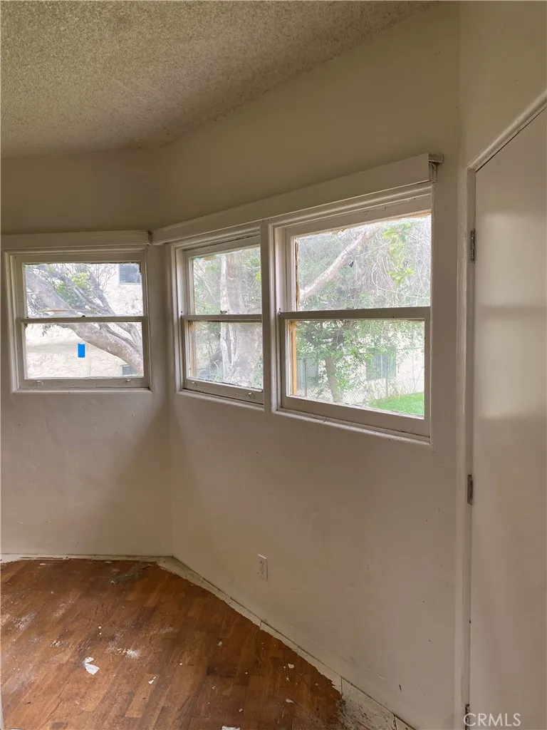 https://cdn.realtyfeed.com/cdn/127/306401068/93fc67eb6cd2c8203422e18e6854a9ff.webp