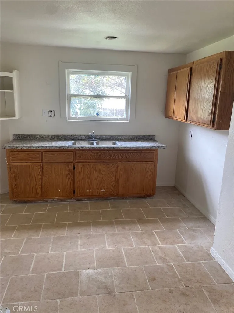 https://cdn.realtyfeed.com/cdn/127/306401068/b9f2a06bb673796b839e2eea3bbfd5b2.webp