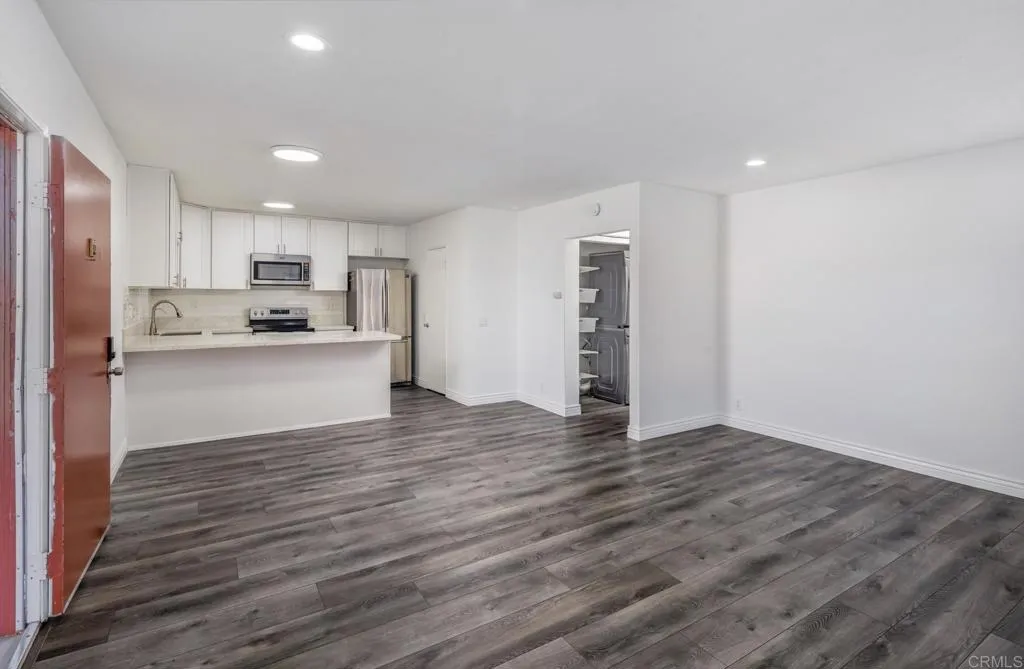 https://cdn.realtyfeed.com/cdn/127/306401227/7c570fd4983ea806b36719341810c4b3.webp