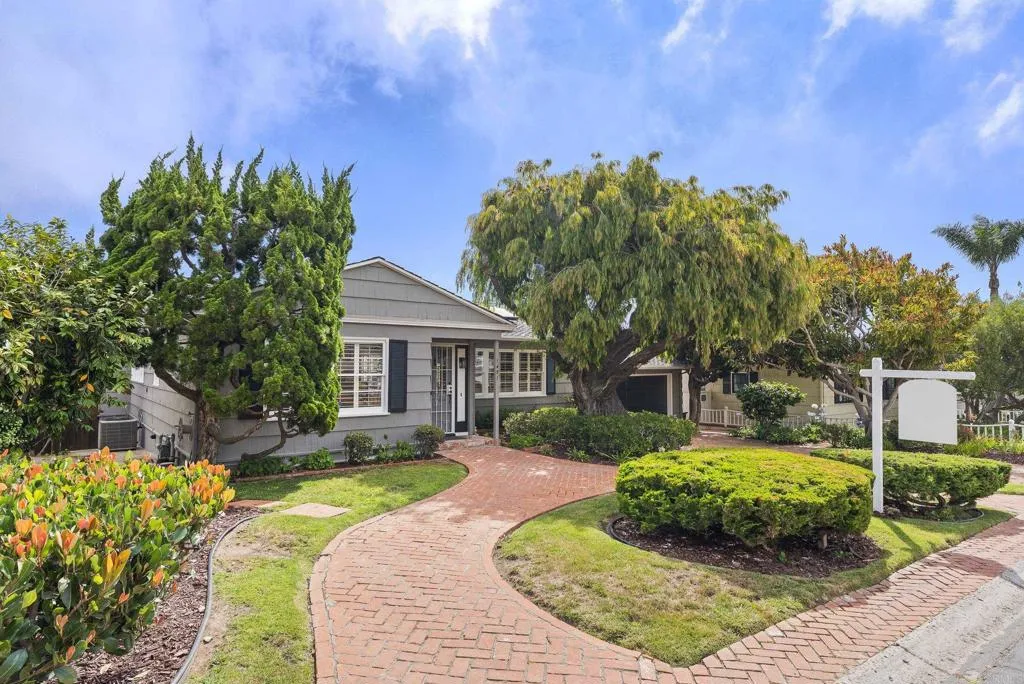https://cdn.realtyfeed.com/cdn/127/306401269/0db6124ae80573b438a060ff91be29f7.webp