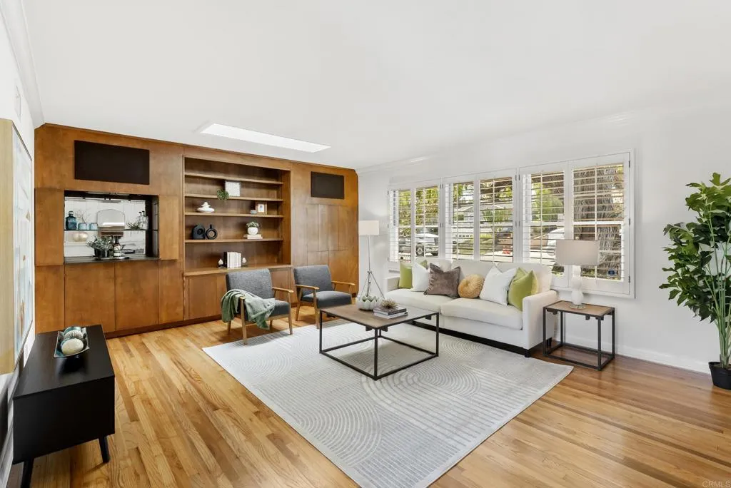 https://cdn.realtyfeed.com/cdn/127/306401269/4b18d60fc4bad6b20ea3da6e85bb3cf5.webp