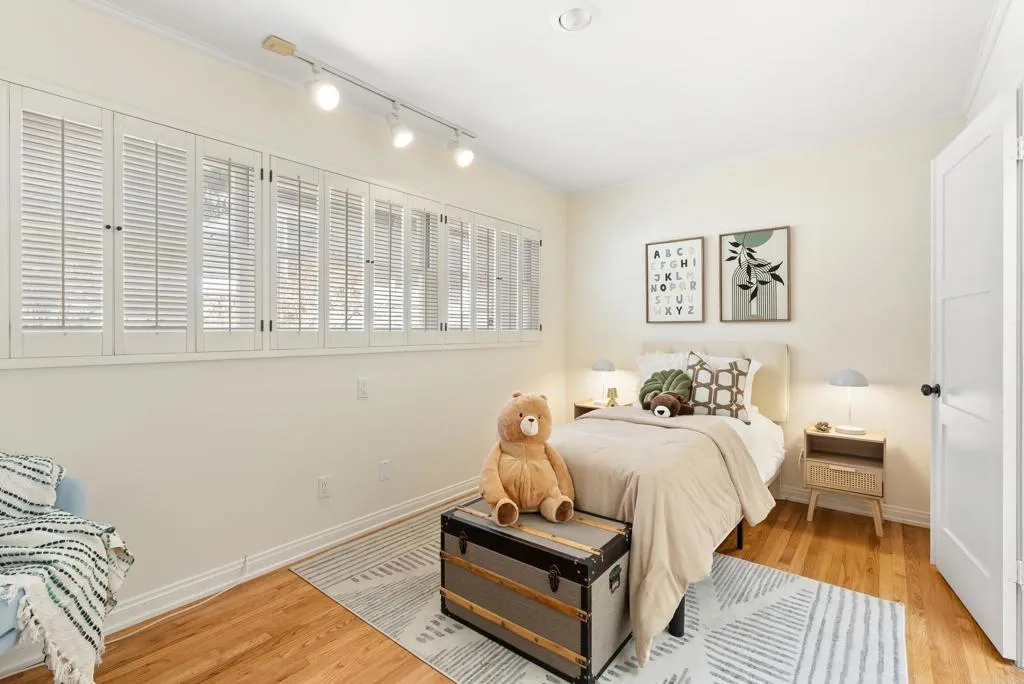 https://cdn.realtyfeed.com/cdn/127/306401269/76dbfb27b012274eae04cc40b7282b2d.webp