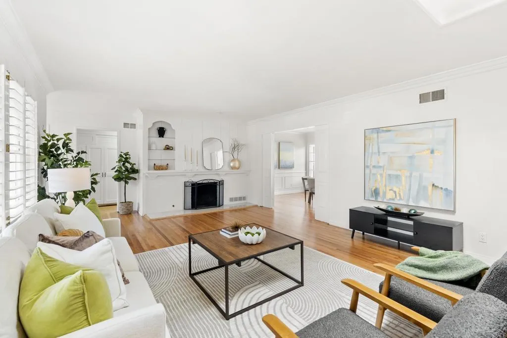 https://cdn.realtyfeed.com/cdn/127/306401269/9e6816f713132e6b986eac1076b027be.webp