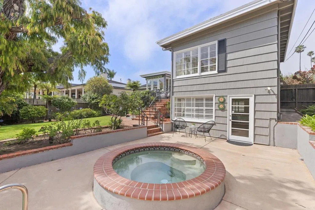 https://cdn.realtyfeed.com/cdn/127/306401269/ae810e7eb3352e58c0fa9a5d19ee86f4.webp