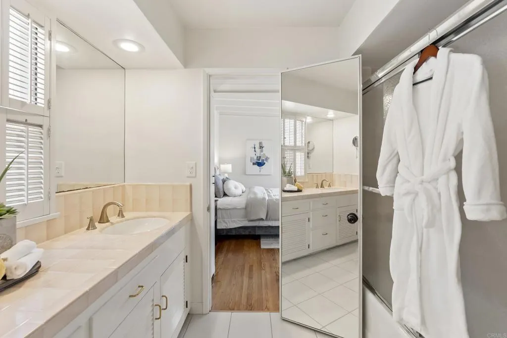 https://cdn.realtyfeed.com/cdn/127/306401269/fb7670436956b597e73e54f7d6851ba3.webp