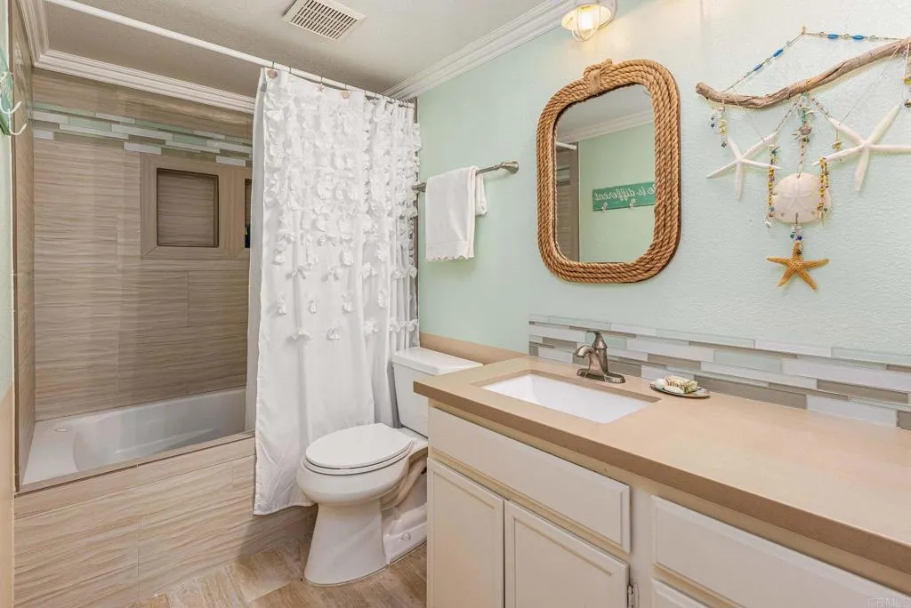 https://cdn.realtyfeed.com/cdn/127/306401286/11d49b1f1740d369bf7b10e2ffed0ba8.webp