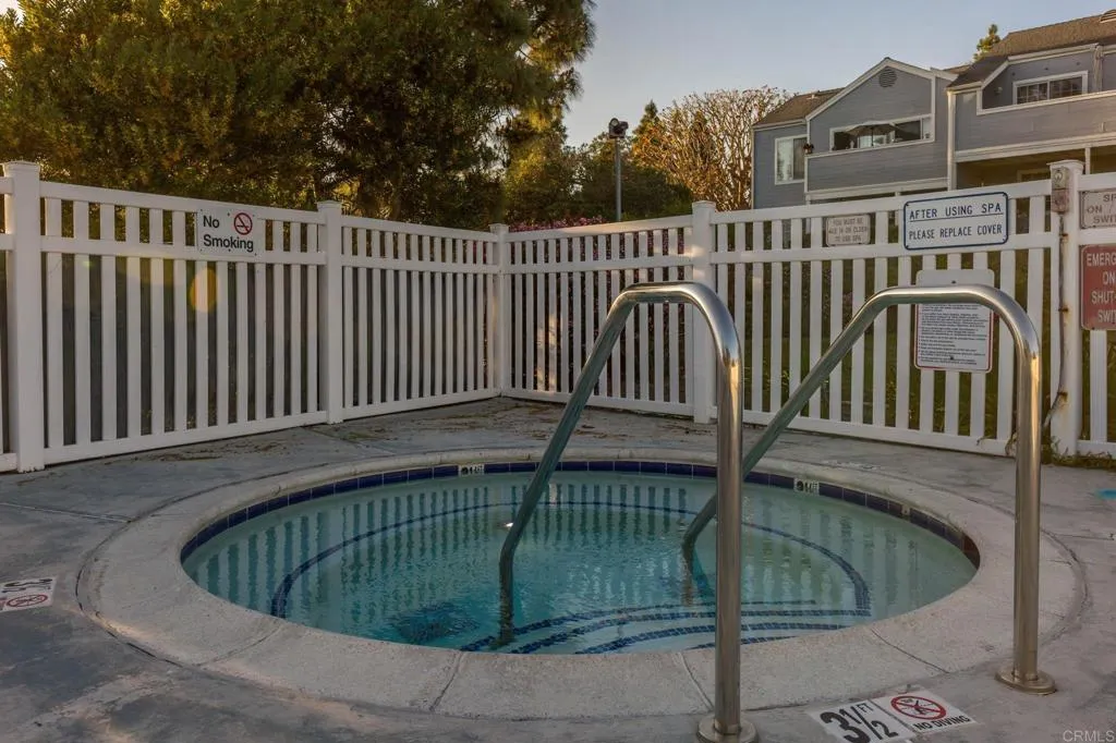 https://cdn.realtyfeed.com/cdn/127/306401286/12a1f3ce38af82078dc634bbc80d8c5f.webp