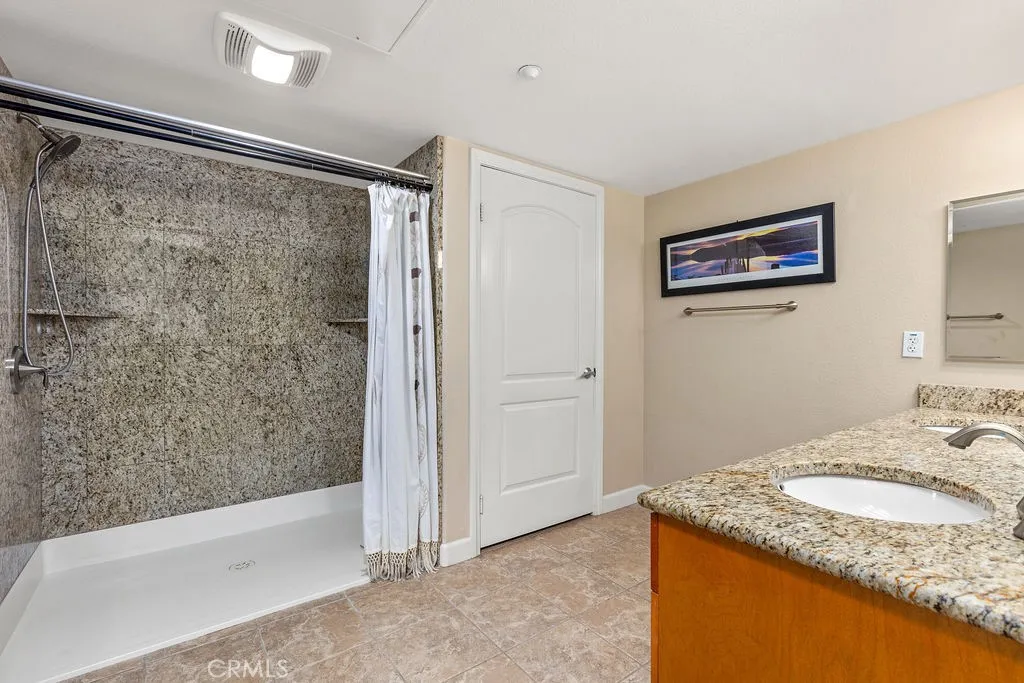 Photo #25: OC25069893 Listing: Photo #25