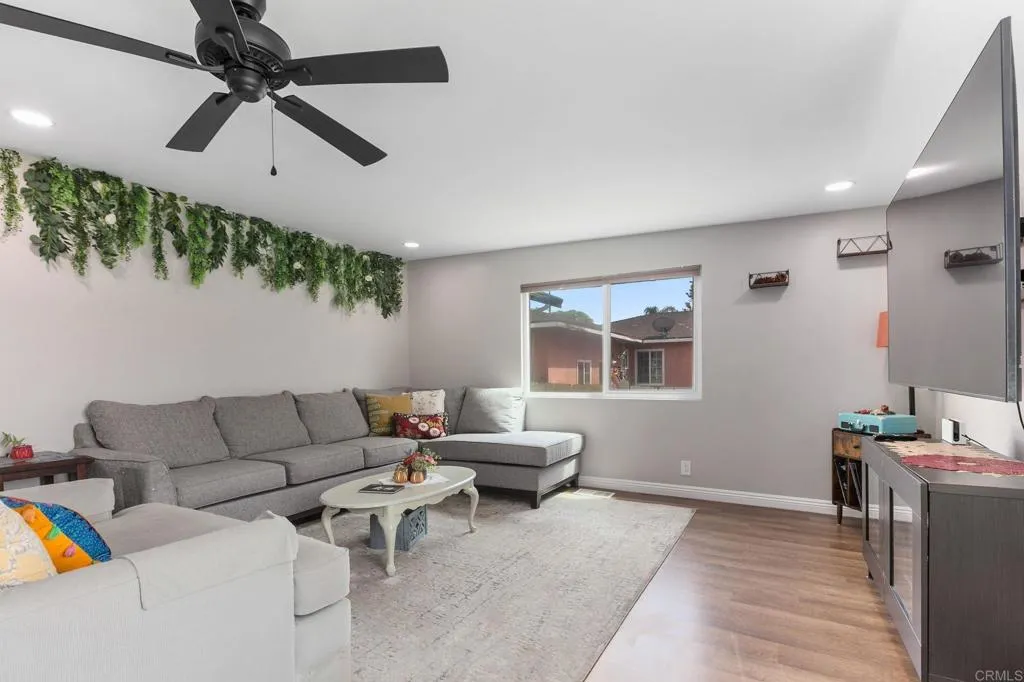 https://cdn.realtyfeed.com/cdn/127/306402058/0ba0ccea7a51394739297ae0c3bfd6ec.webp