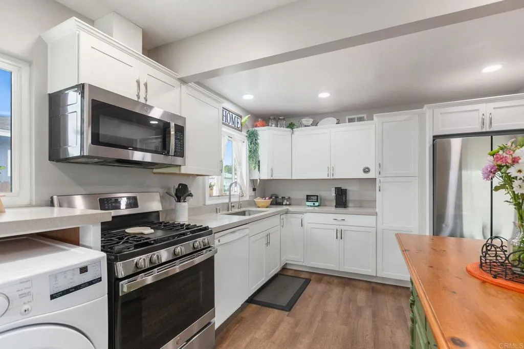 https://cdn.realtyfeed.com/cdn/127/306402058/d4ad6daab0a471399e6f616690ea1d39.webp
