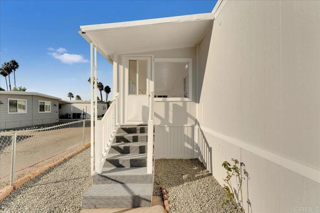 https://cdn.realtyfeed.com/cdn/127/306402280/55b0c62113de366417b0da1ab9e1e2fb.webp