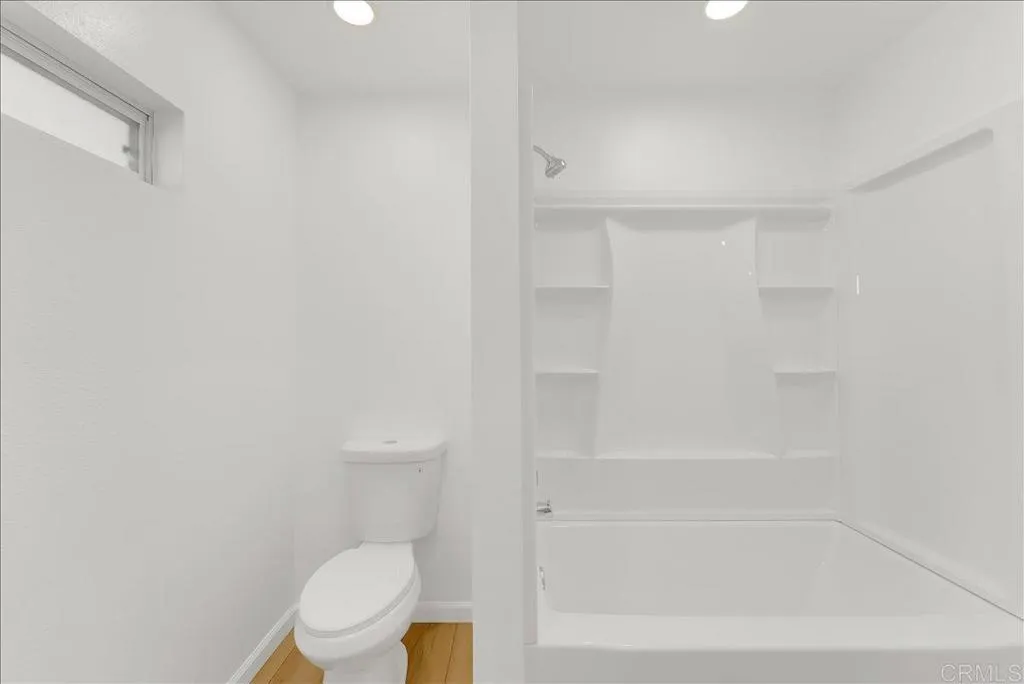 https://cdn.realtyfeed.com/cdn/127/306402280/5ef94b37b71d480537396ac33d999998.webp