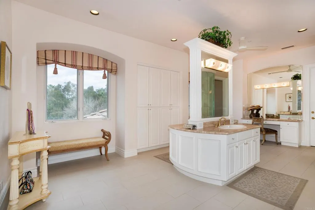 https://cdn.realtyfeed.com/cdn/127/306402636/c80a23586ba76a329e134483726588e3.webp