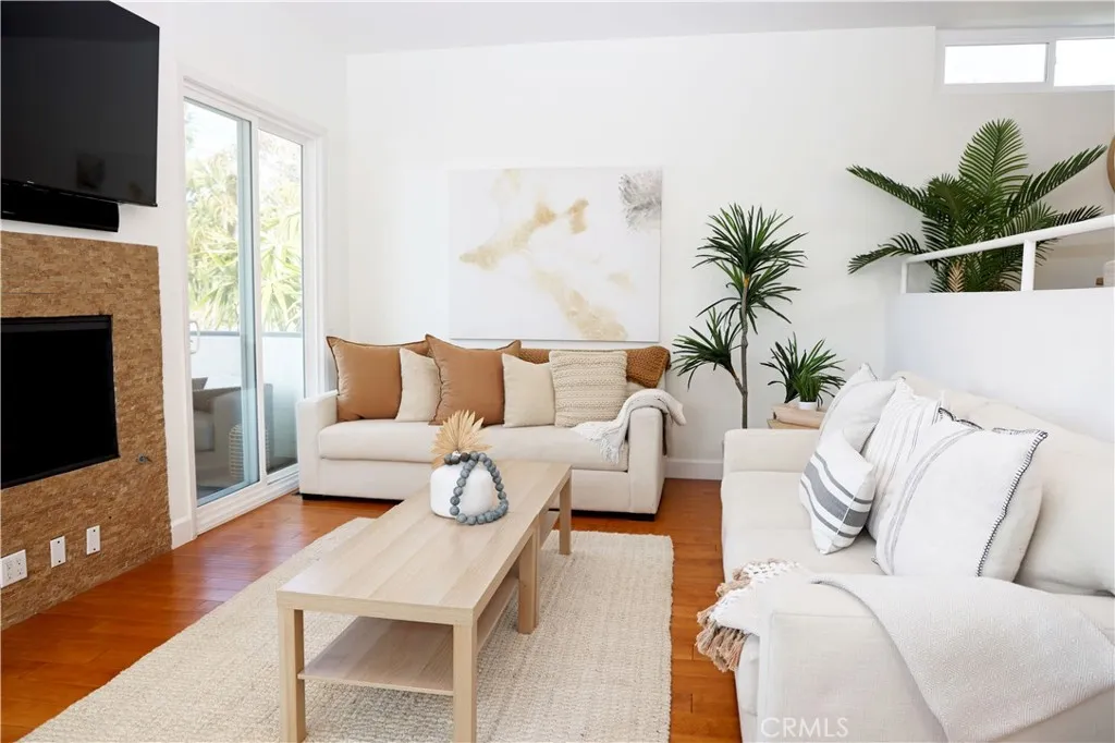 161 Ruby Street, Laguna Beach, Ca 92651 - Photo 4 of 25, Laguna Beach, CA