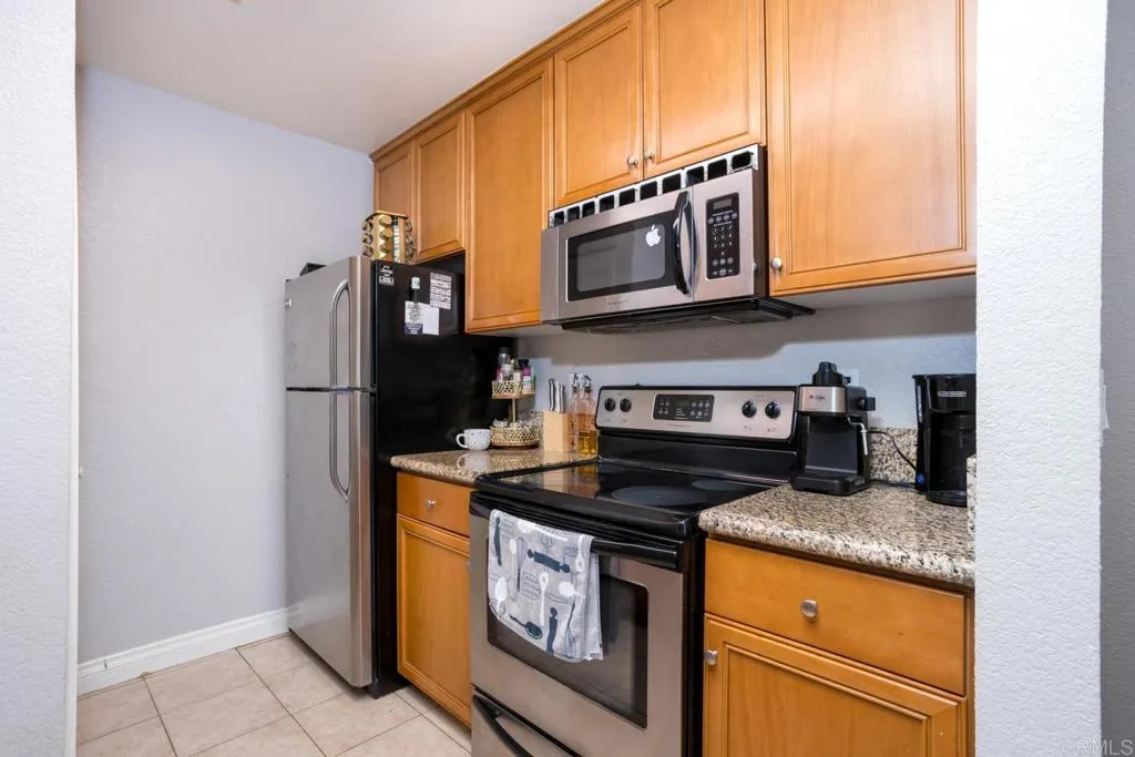 Photo #6: PTP2502322 Listing 