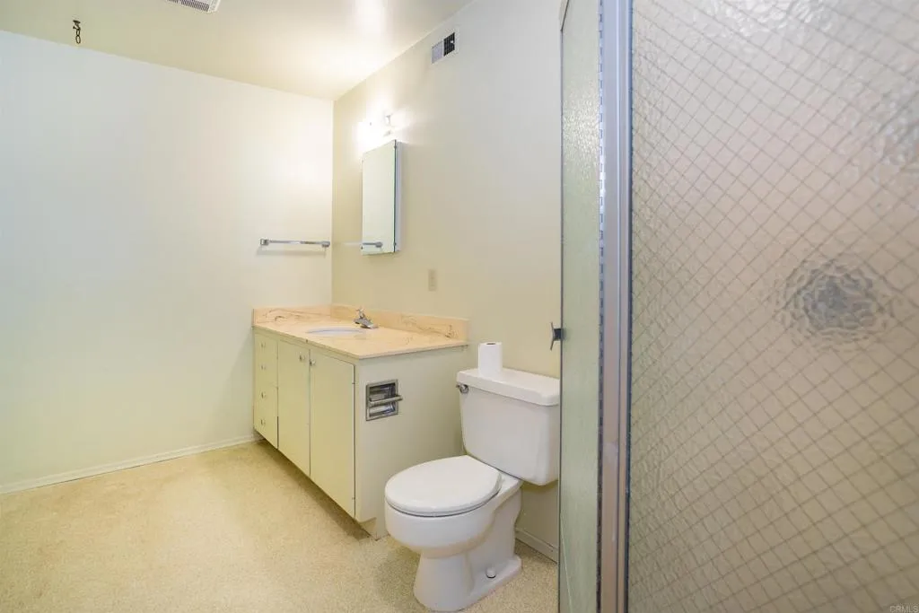 https://cdn.realtyfeed.com/cdn/127/306403355/374947a654c163072a64062d9254fdbc.webp