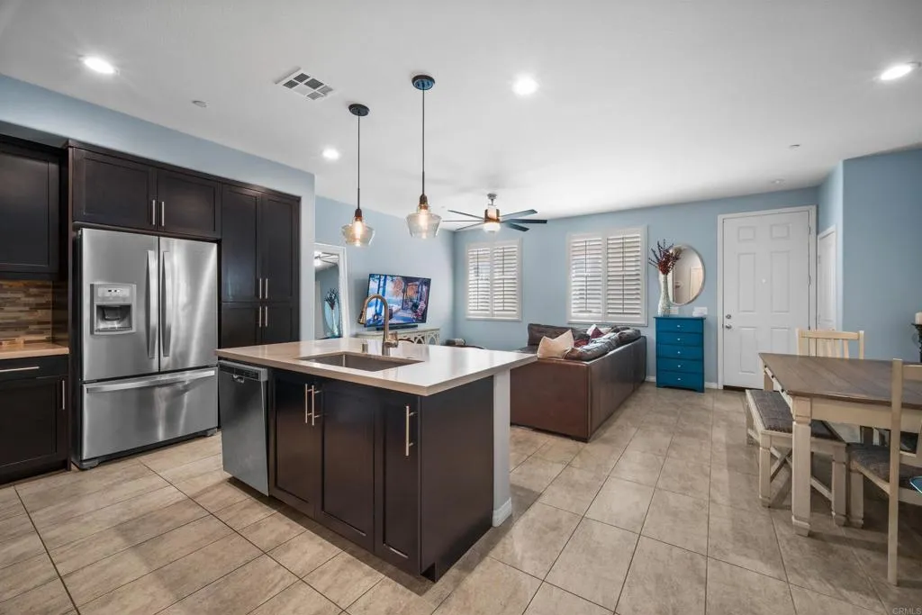 MLS: PTP2502342 Condo For Sale