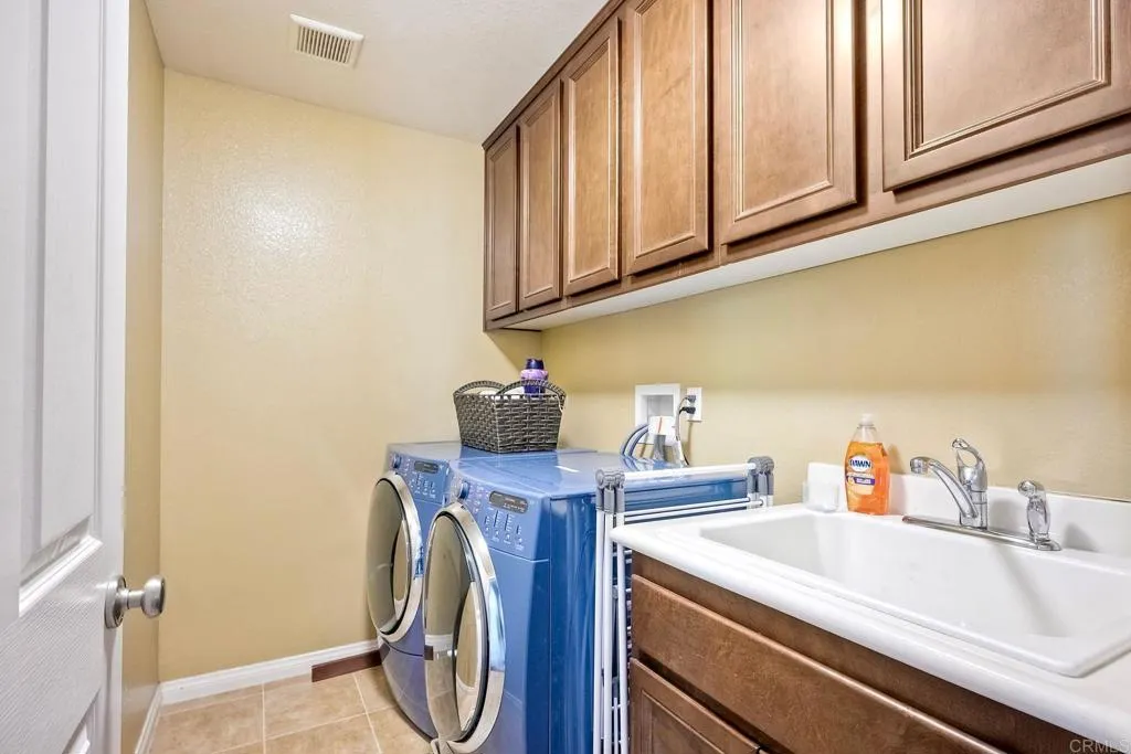 https://cdn.realtyfeed.com/cdn/127/306403760/059f492fb0ef92cb11a37c521bf86656.webp