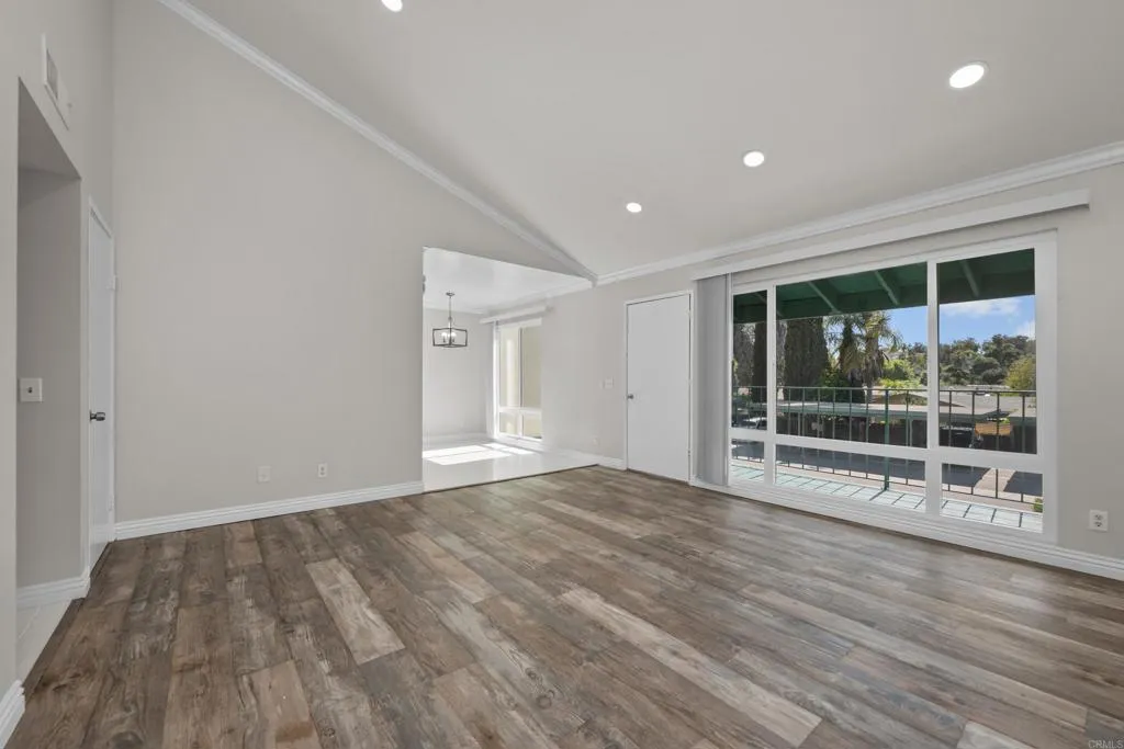 Photo #3: PTP2502345 Listing 
