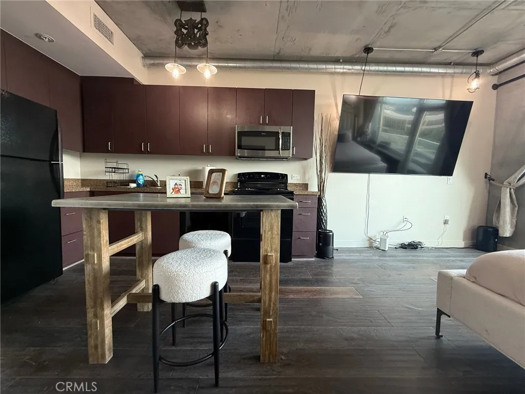 Photo #7: OC25062710 Listing: Photo #7