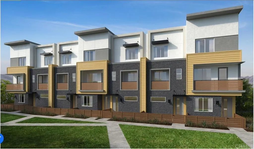 MLS: NDP2503160 Condo For Sale
