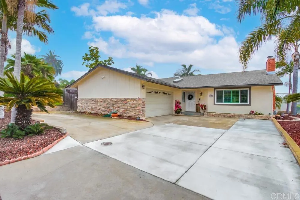 https://cdn.realtyfeed.com/cdn/127/306404437/7d56bcc974b7aa44817e176a6cb75bbf.webp