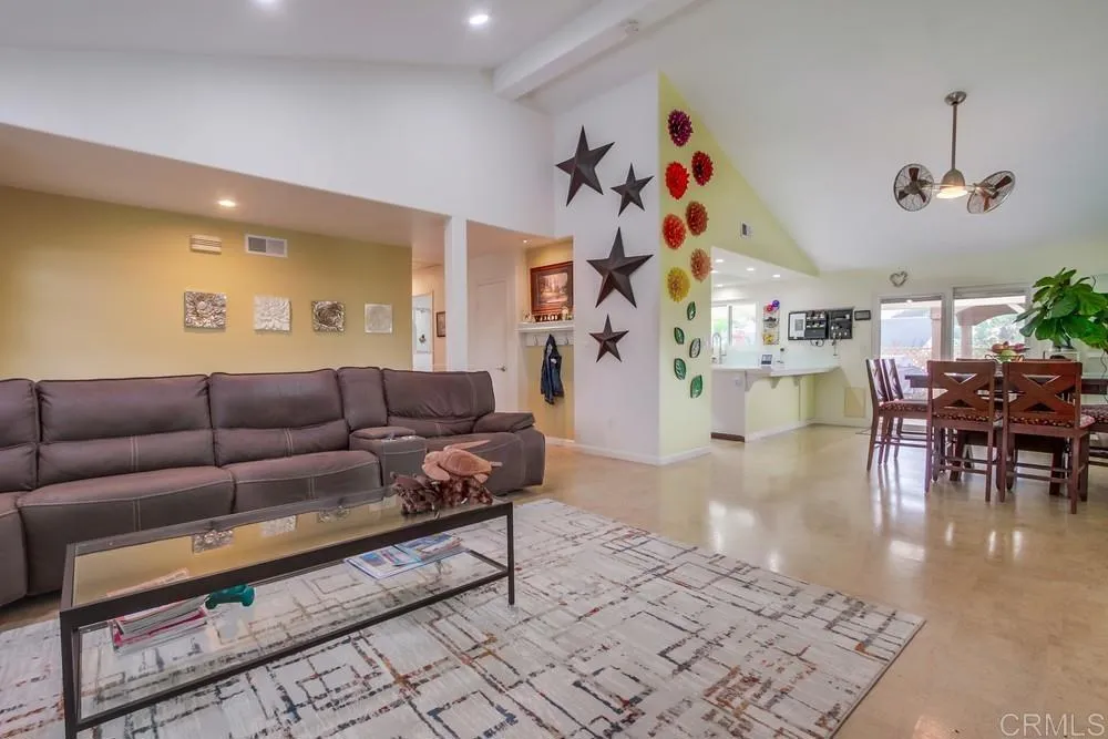 https://cdn.realtyfeed.com/cdn/127/306404437/e53c331503c921d4016b4f5a45850e28.webp