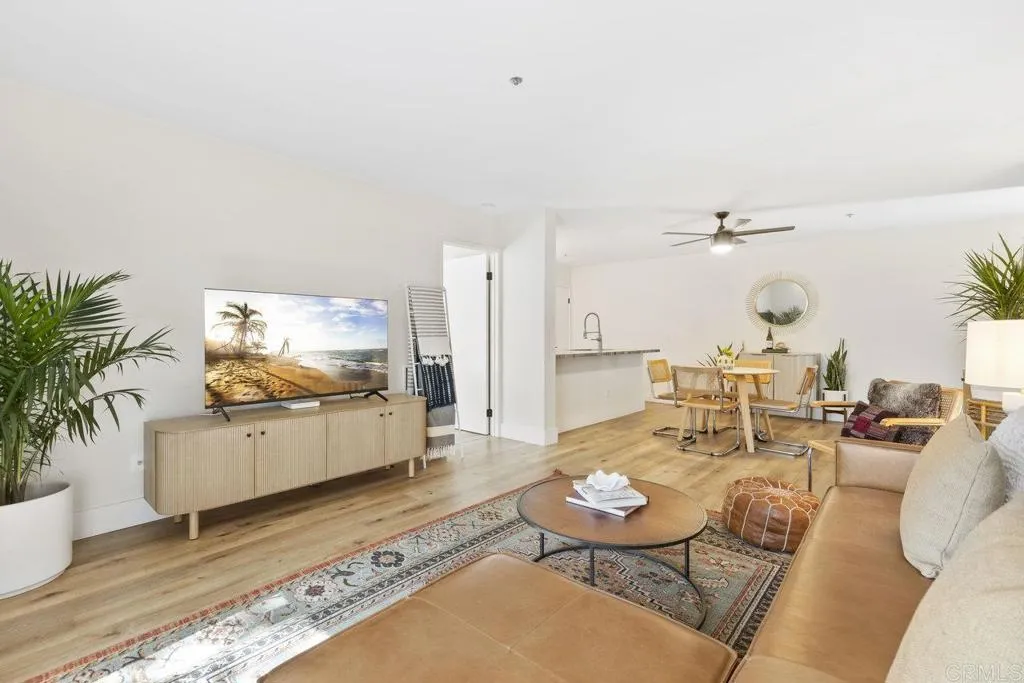 https://cdn.realtyfeed.com/cdn/127/306404450/2259cabb37e09d183af090b877f03189.webp