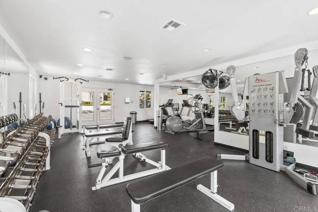 https://cdn.realtyfeed.com/cdn/127/306404450/86f0b007db54f7fac695a0178f390f39.webp