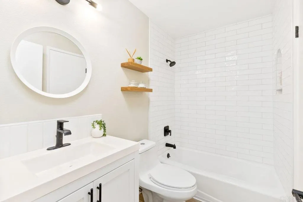 https://cdn.realtyfeed.com/cdn/127/306404450/c3fd13c63c7f3ec3bd27f17f62089341.webp