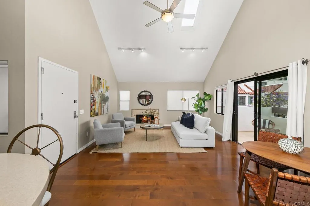 Photo #6: PTP2502335 Listing 
