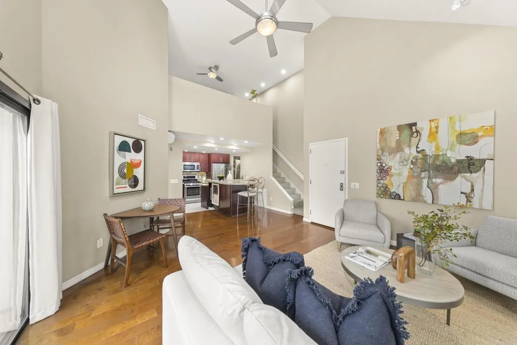 Photo #5: PTP2502335 Listing 