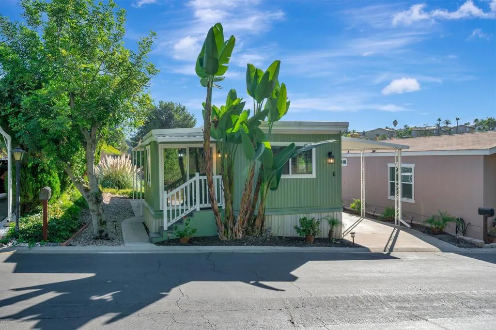 https://cdn.realtyfeed.com/cdn/127/306404555/ec81937f0b7ef31c4ae4c4db3442f757.webp