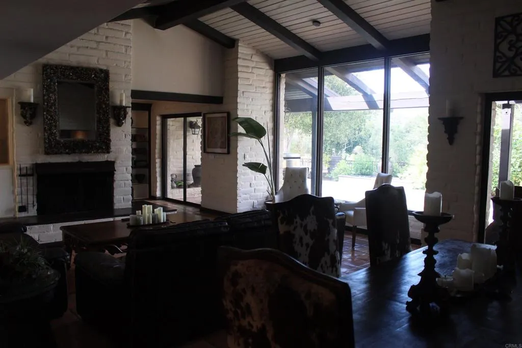 https://cdn.realtyfeed.com/cdn/127/306404567/149e03302f043f64279839ba75ac3d5e.webp