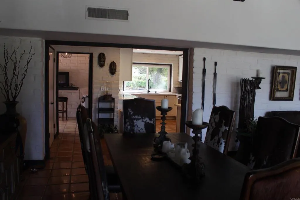 https://cdn.realtyfeed.com/cdn/127/306404567/1f21b2ae0811d949682603b07b6e8f00.webp