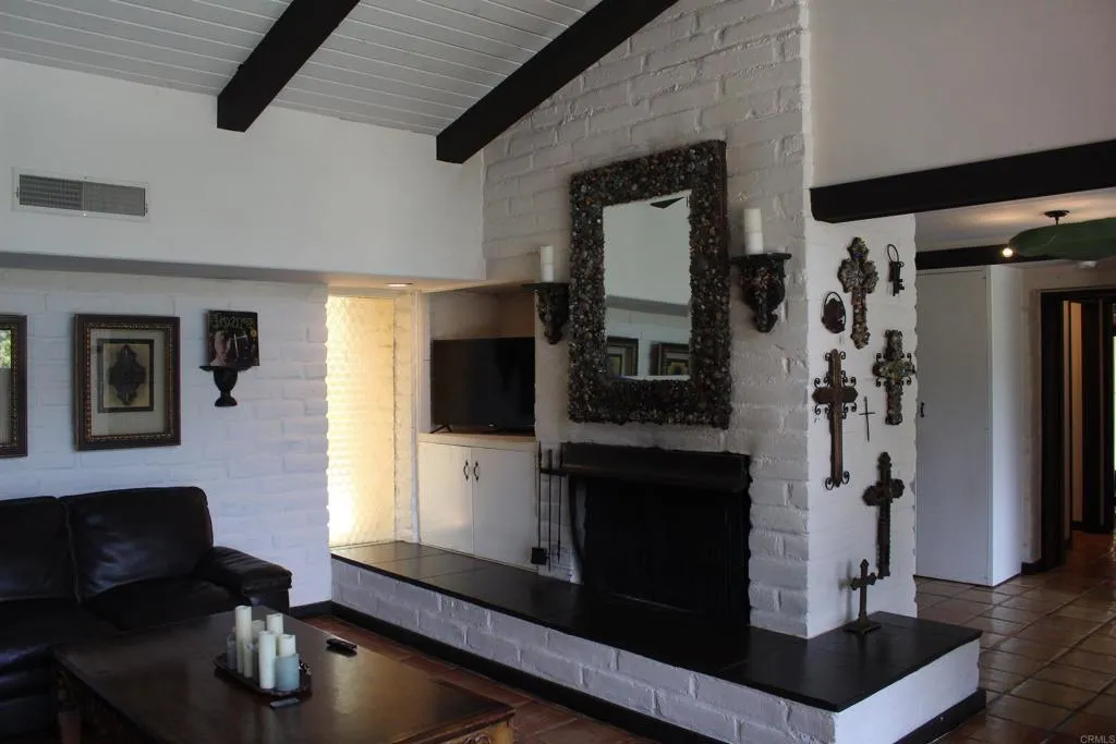 https://cdn.realtyfeed.com/cdn/127/306404567/7a0939d8d307a3cc55633b29edf65132.webp