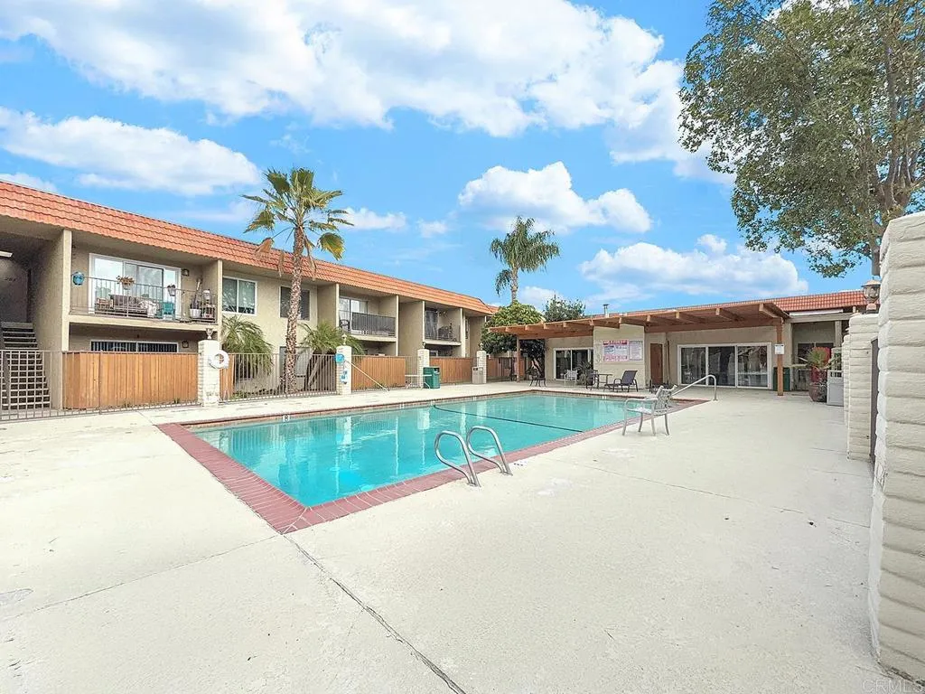 https://cdn.realtyfeed.com/cdn/127/306404721/0375ac6d54ddbbc88ad4f2cb98b0421d.webp