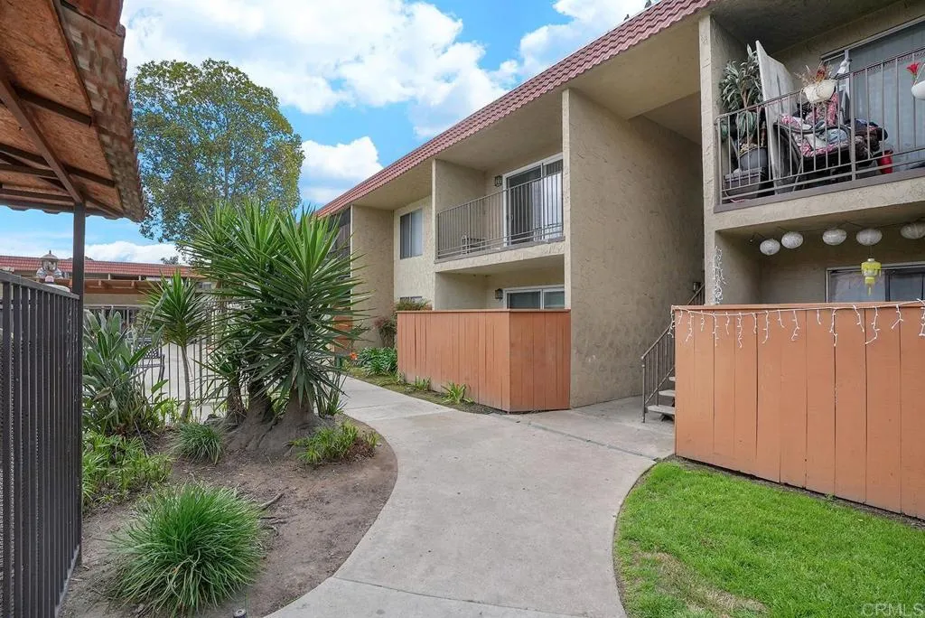 https://cdn.realtyfeed.com/cdn/127/306404721/adc9c19b75950013444d7c7469039cb9.webp