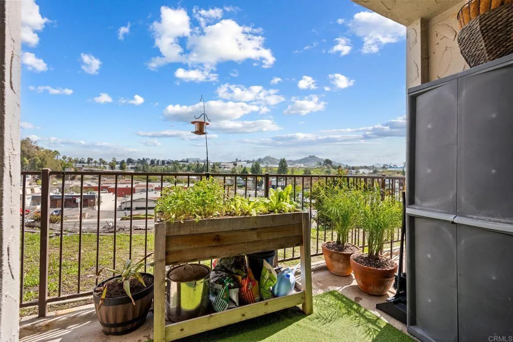 https://cdn.realtyfeed.com/cdn/127/306404814/a5e1e44e729449057f339c1b6ee48f87.webp