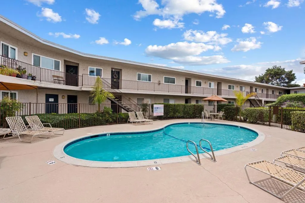 https://cdn.realtyfeed.com/cdn/127/306404814/a682f51e680fb898b78ca2b81b027347.webp